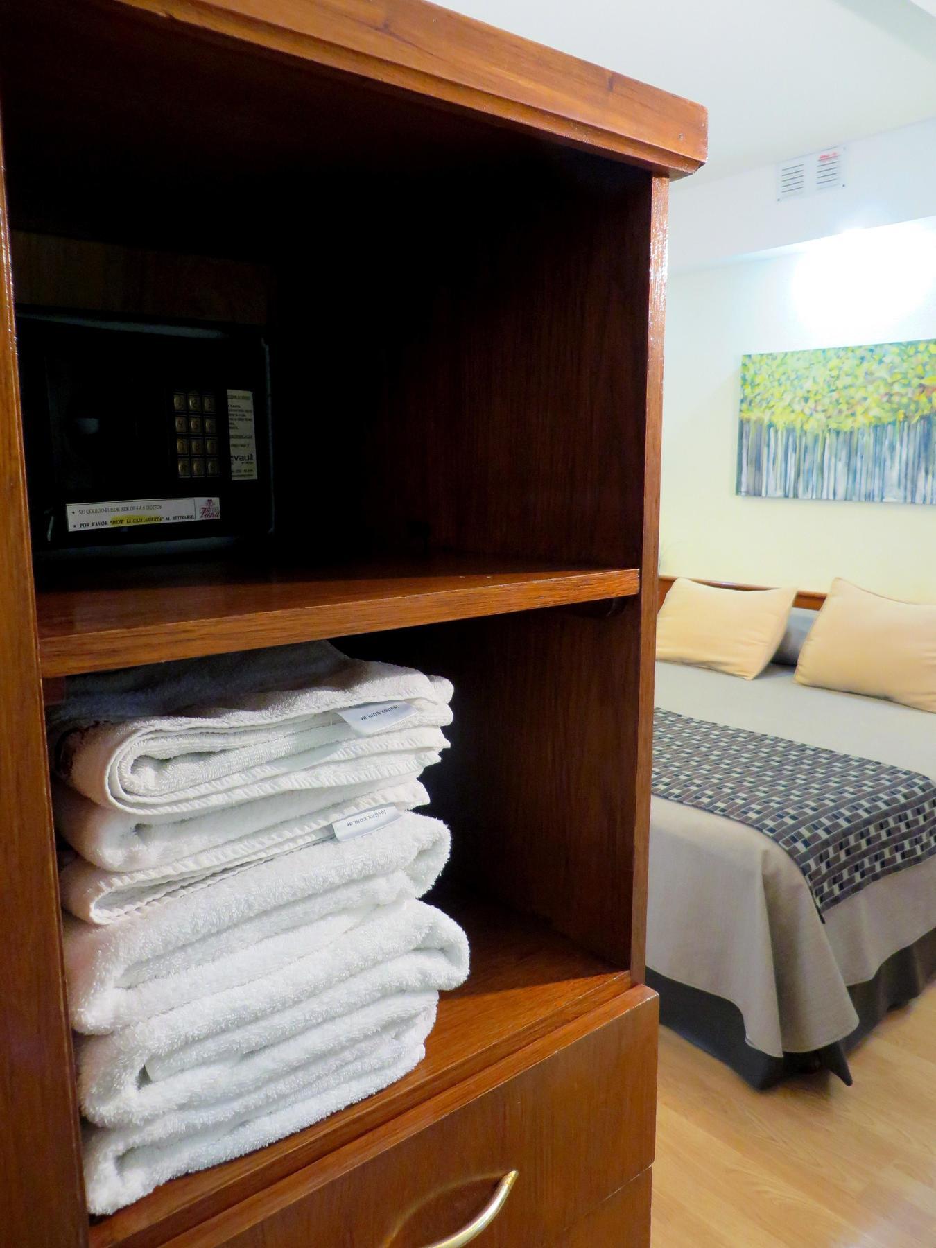 Hotel Viena Cordoba Bagian luar foto